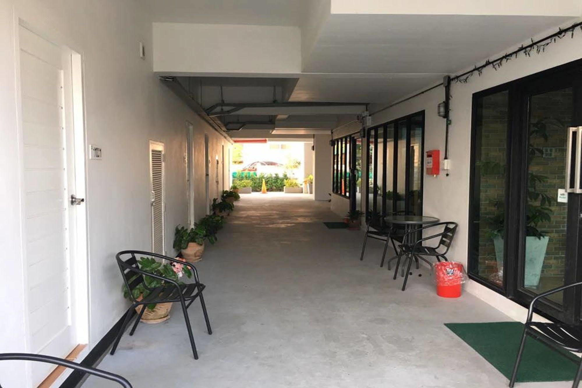 The Season Airport Udonthani エクステリア 写真